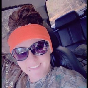 Meet your Posher, Marlania